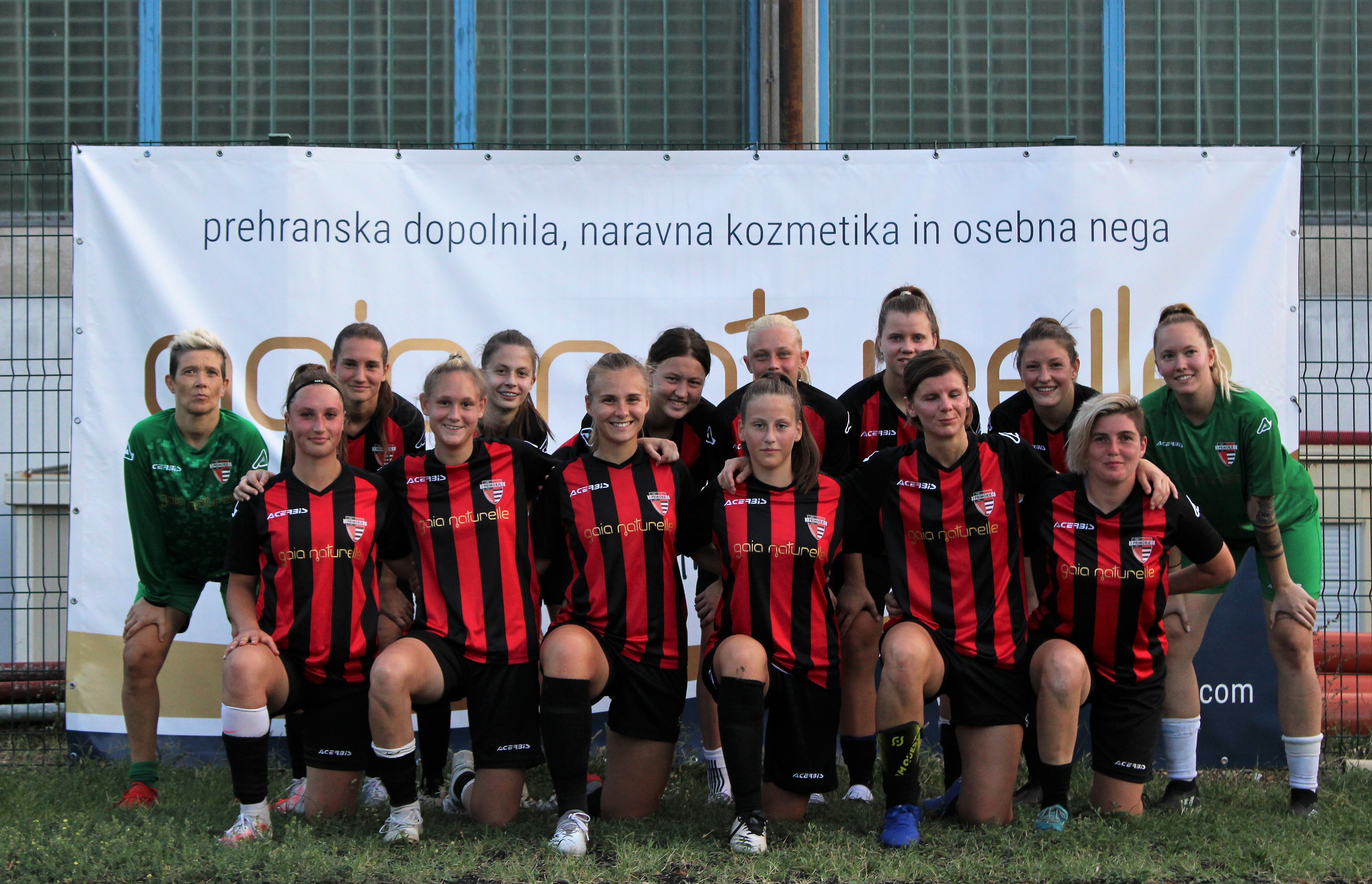 POKALNEGA NAPREDOVANJA SE VESELIJO RADOMLJANKE