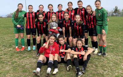 MLADE AJDOVKE SUVERENE TUDI NA OBALI