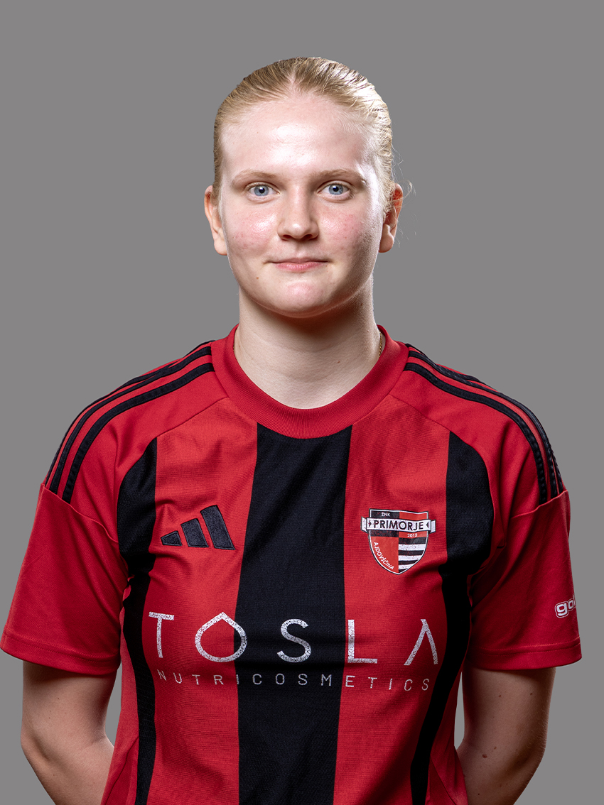 Anja Lukežič