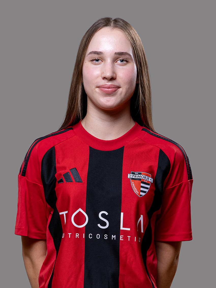 Lara Mihelj