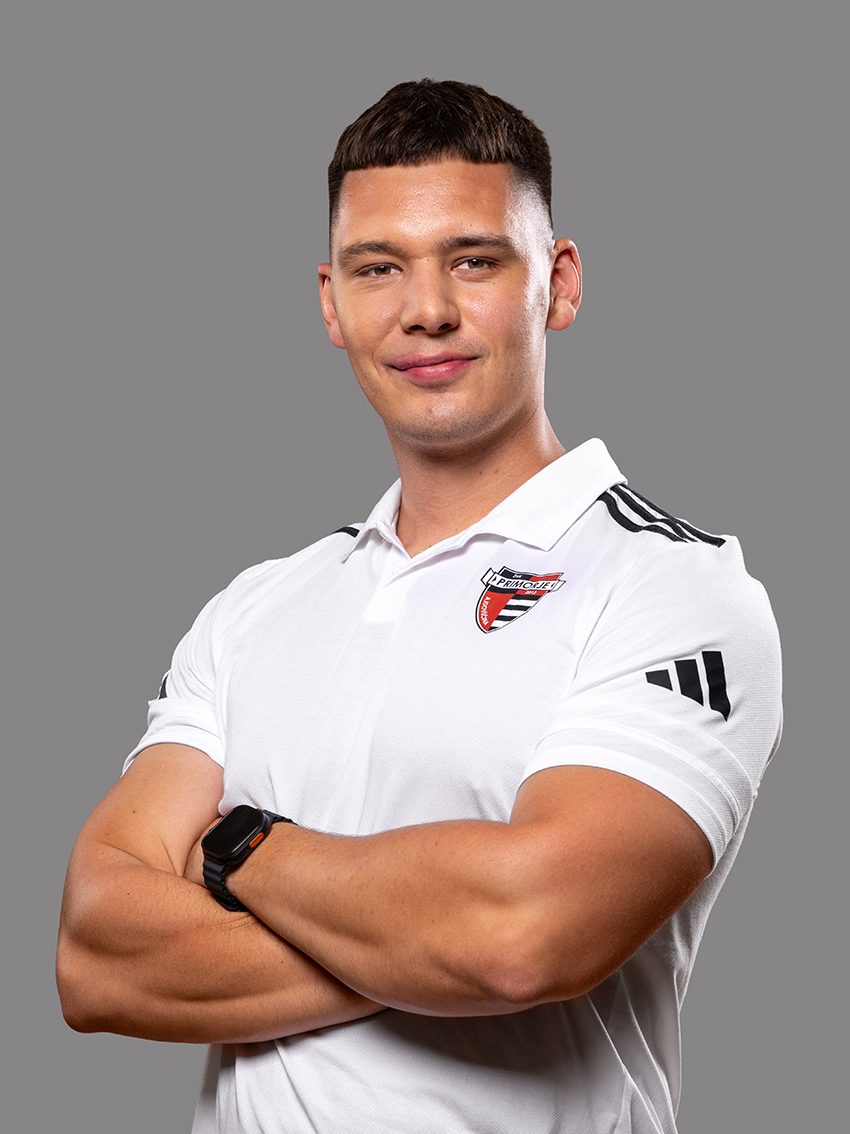 Nik Bučinel