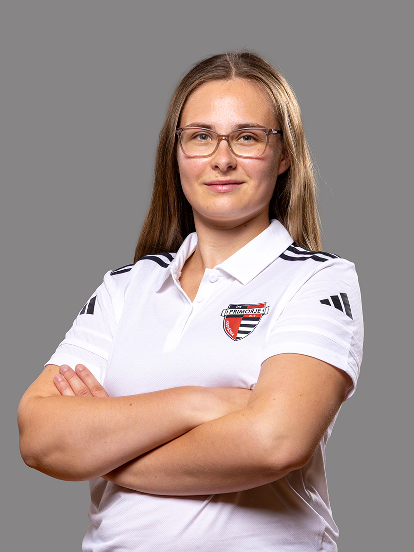 Sara Ušaj Pipan